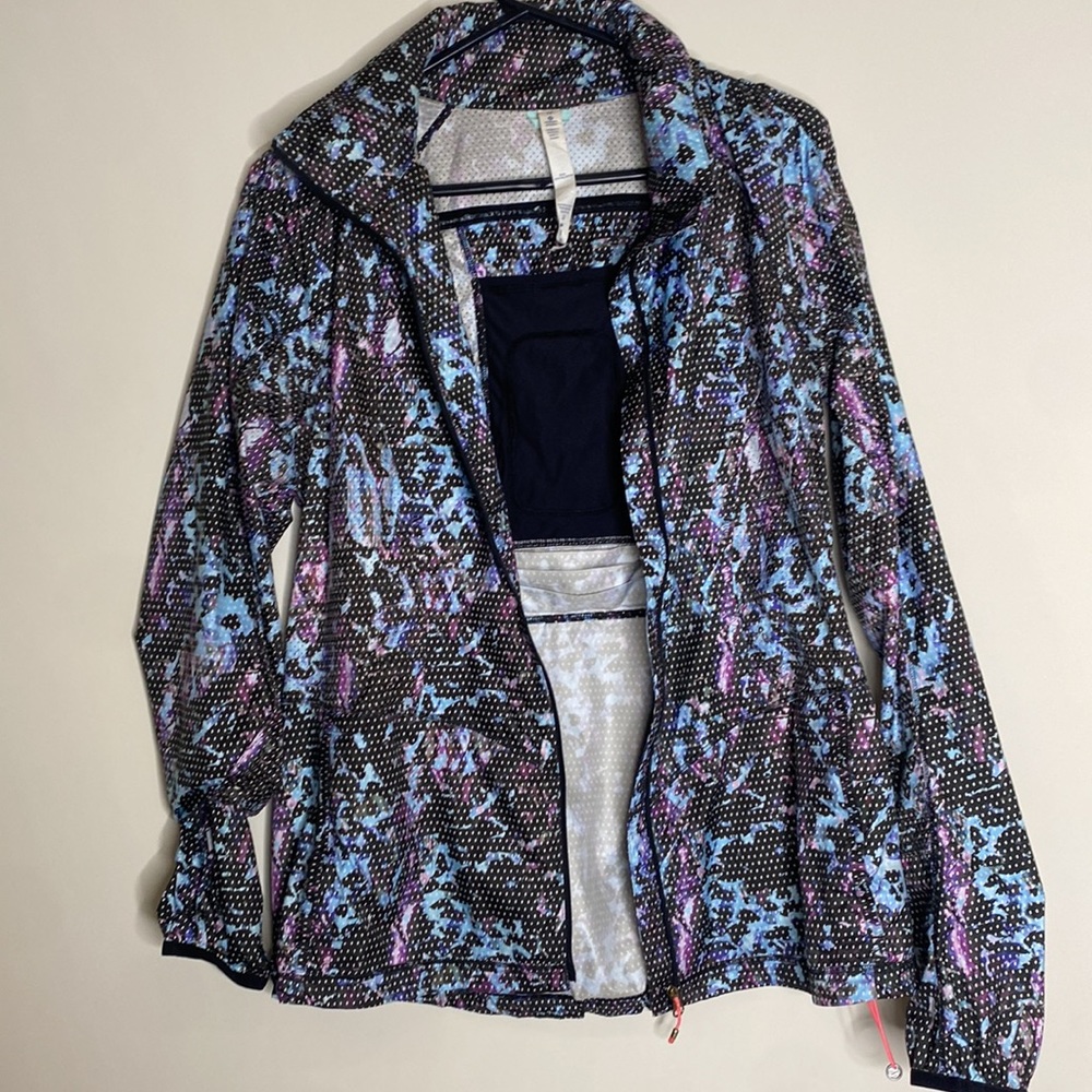 Lululemon Athletic Running Performance Lightweigh… - image 2